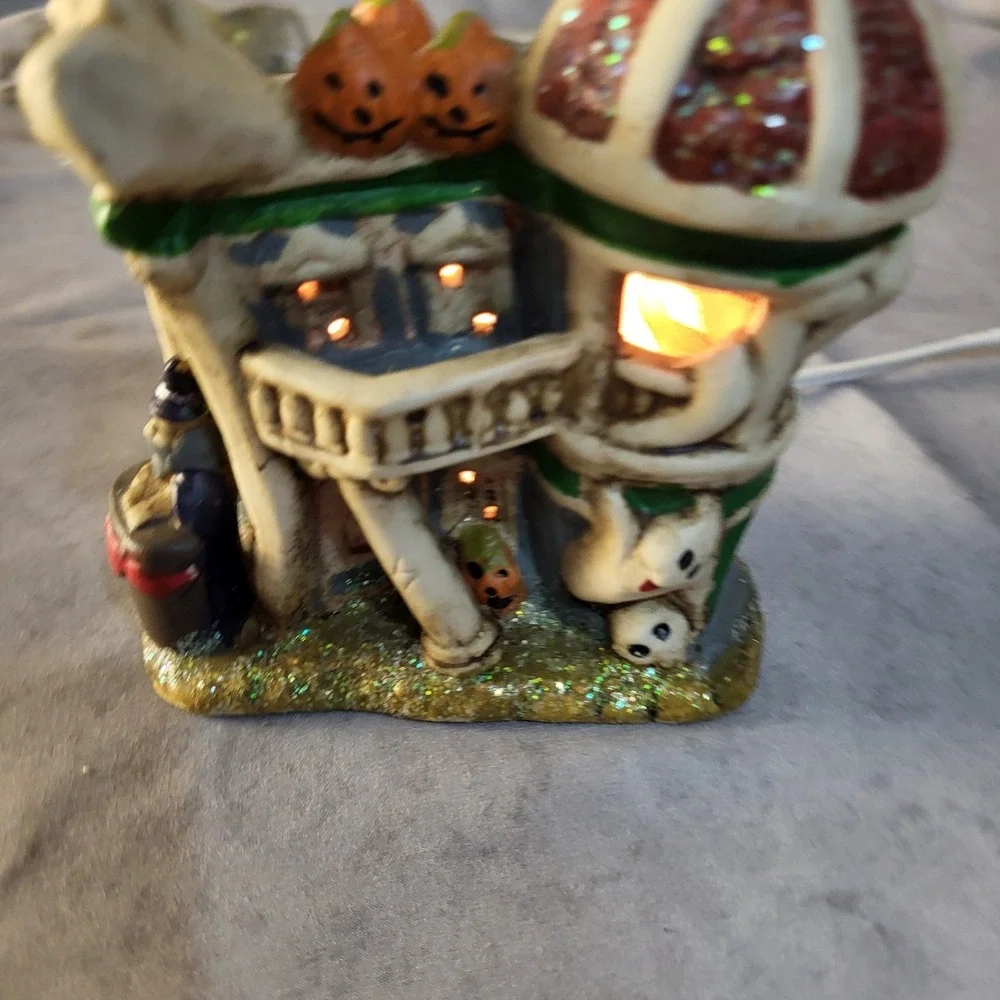 Vintage Haunted Witch School House Ceramic Lighted House + Corded Light